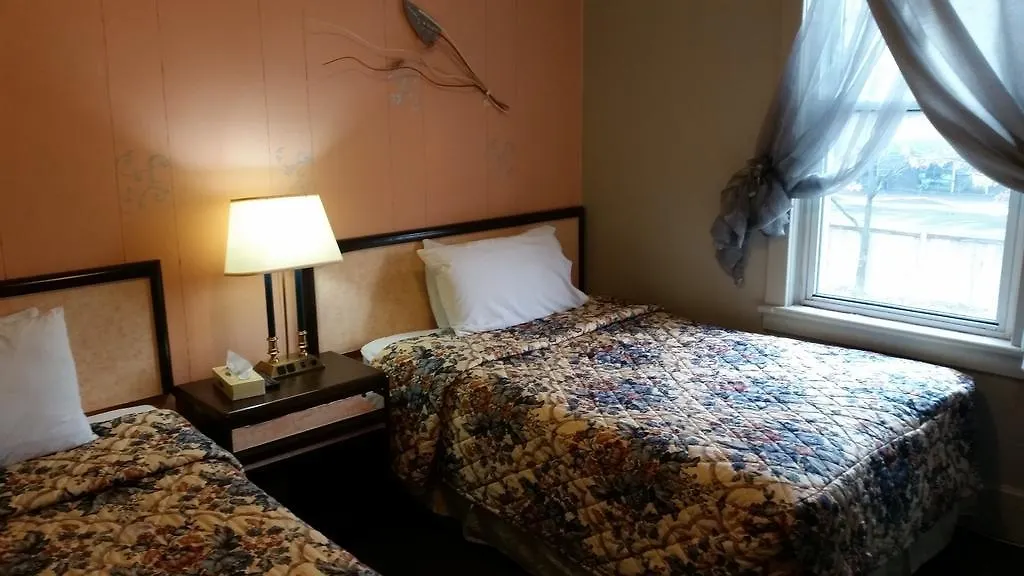 A Voyageur's Guest House Ottawa